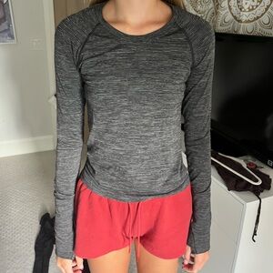 Lulu Lemon Swiftly Speed Long Sleeve